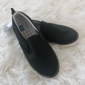 📓 NWT📓 GAP ELLEN DEGENERES blk sneakers